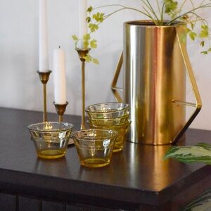 Elegant Yellow Glass Bowls Set